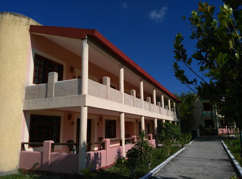 Hotel Debliz Xpujil Exterior photo