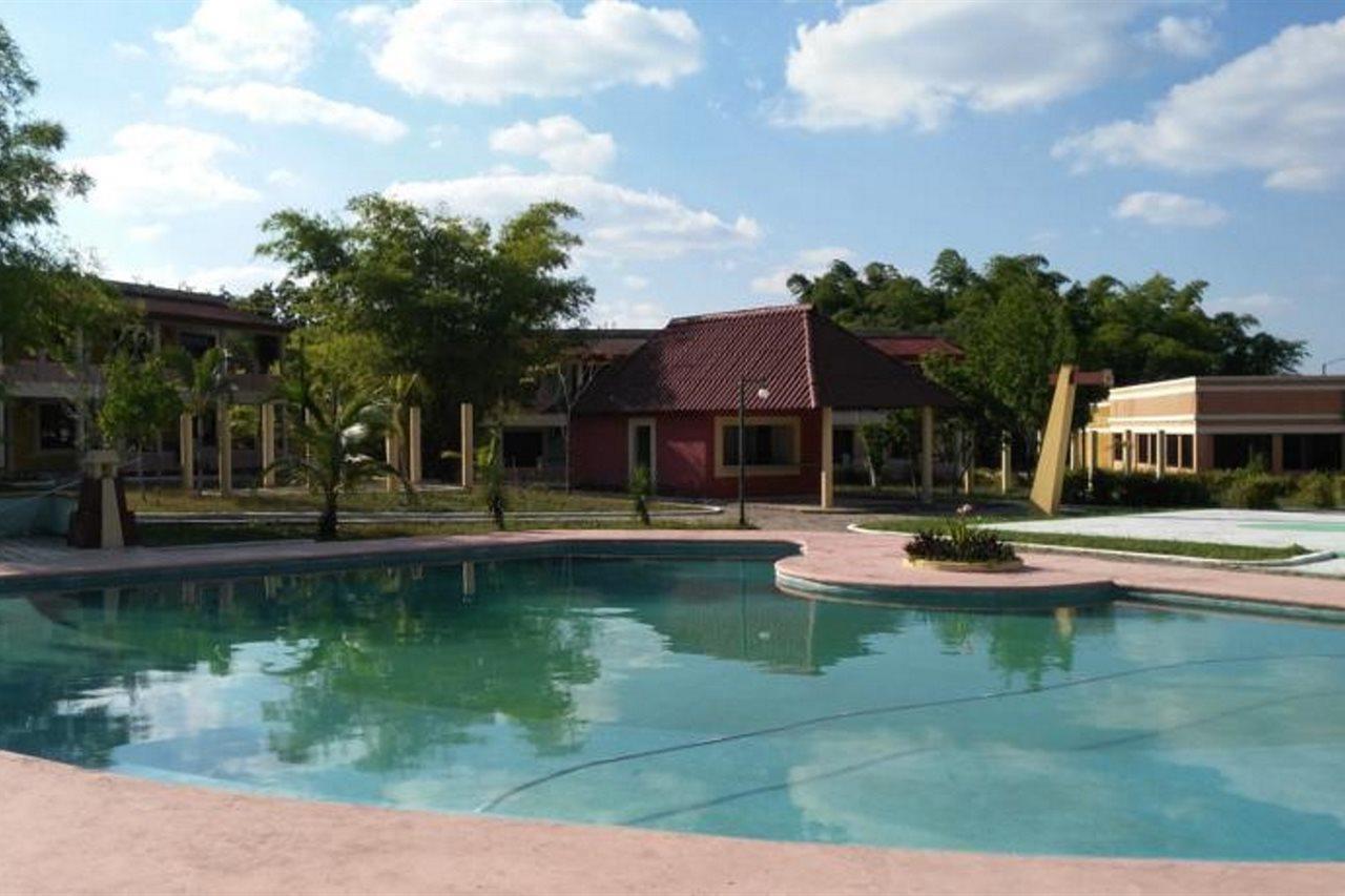 Hotel Debliz Xpujil Exterior photo