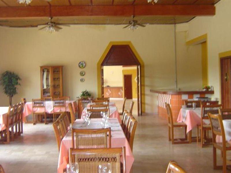 Hotel Debliz Xpujil Exterior photo